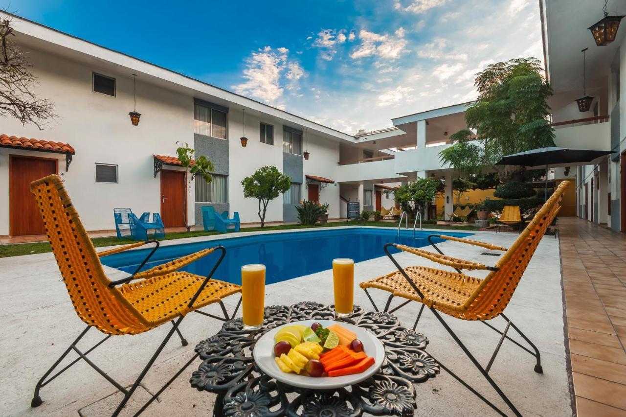 Hotel Isabel Γκουανταλαχάρα Εξωτερικό φωτογραφία