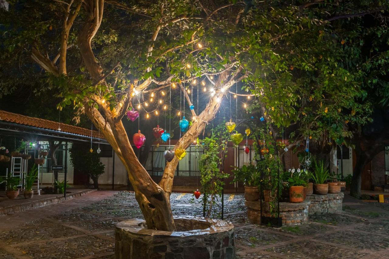 Hotel Isabel Γκουανταλαχάρα Εξωτερικό φωτογραφία