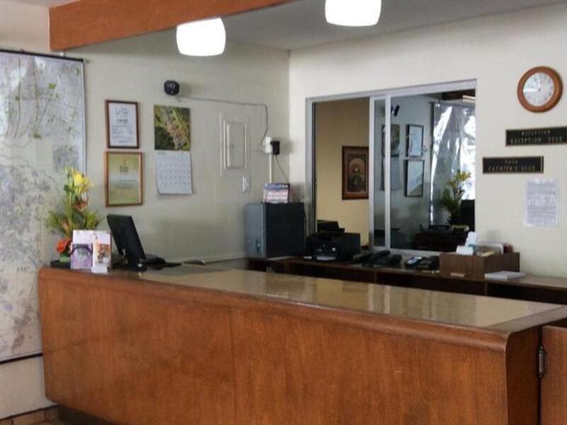 Hotel Isabel Γκουανταλαχάρα Εξωτερικό φωτογραφία