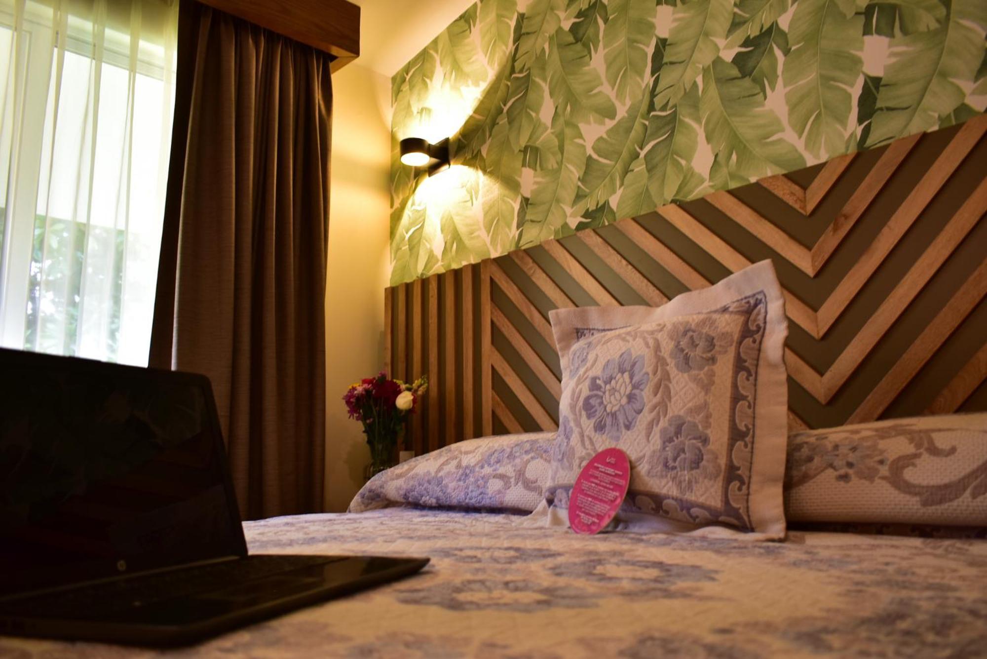 Hotel Isabel Γκουανταλαχάρα Εξωτερικό φωτογραφία