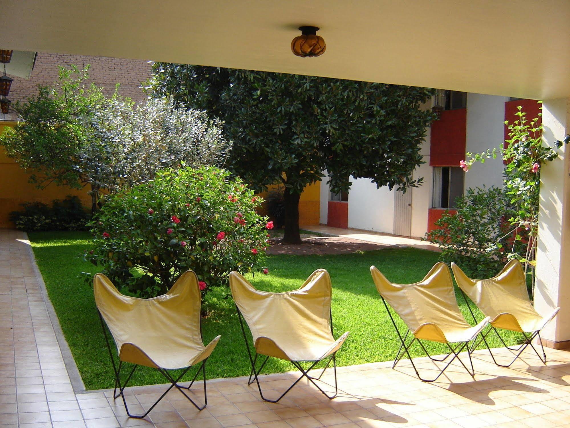 Hotel Isabel Γκουανταλαχάρα Εξωτερικό φωτογραφία